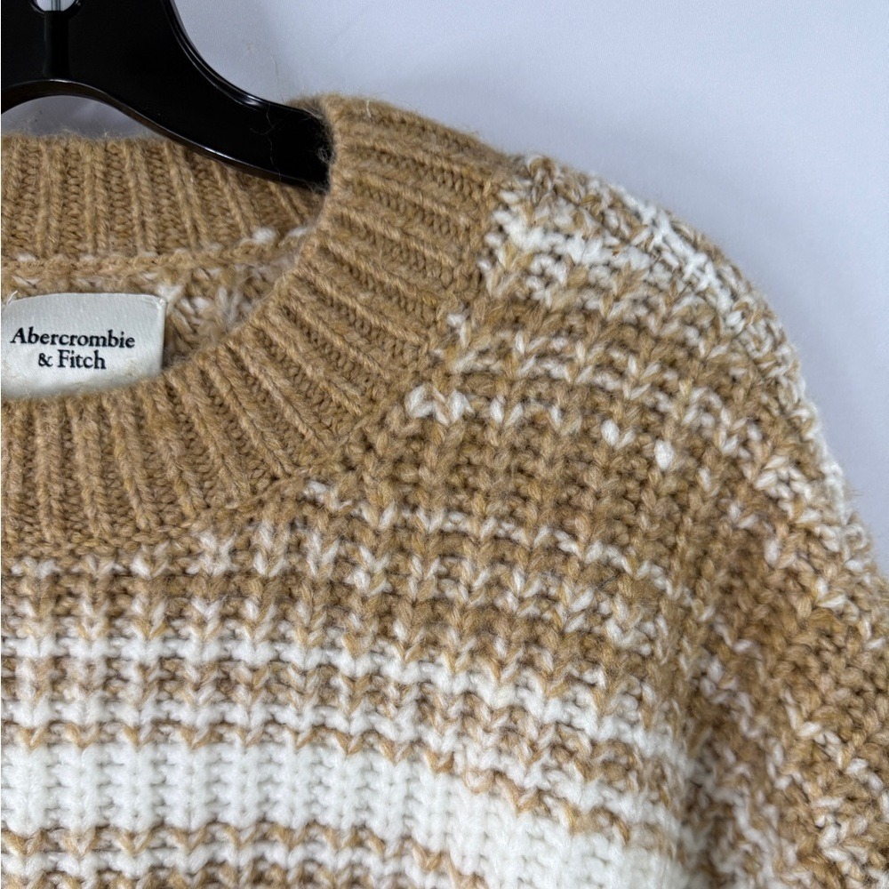 Abercrombie & Fitch Striped Ribbed Crewneck Sweater – Tan & Cream – Size S - Picture 4 of 7